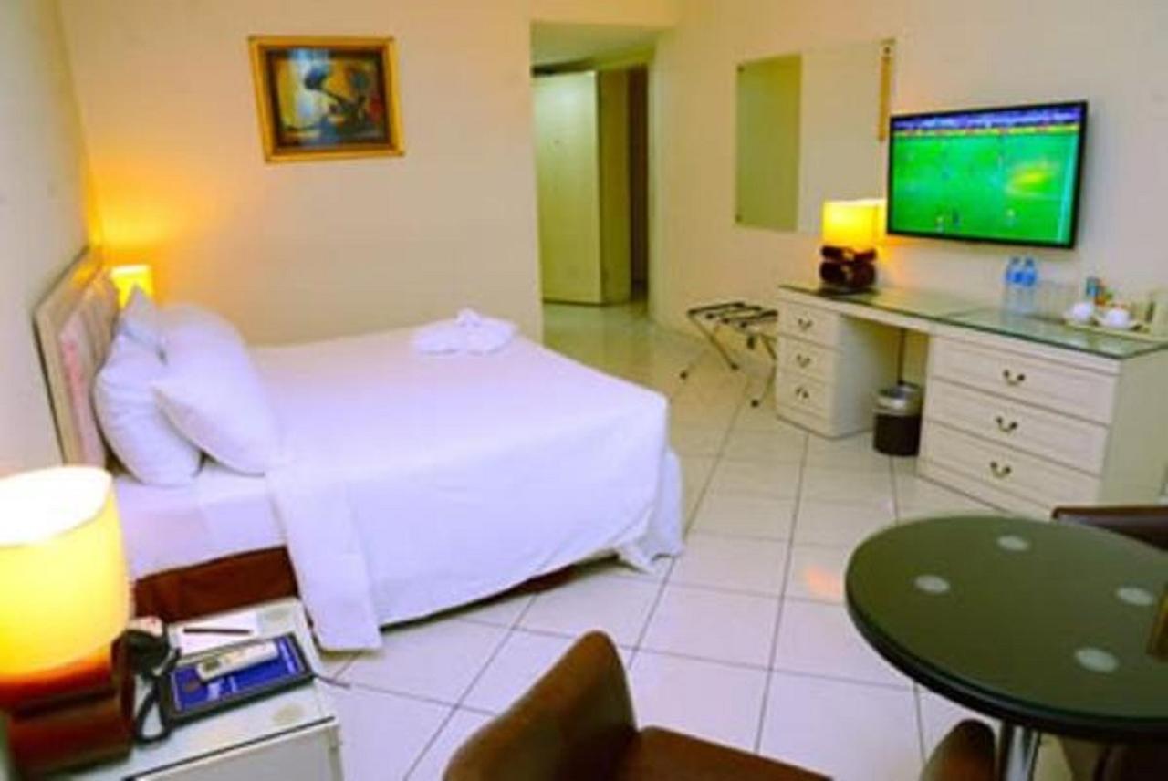 Golden Royale Hotel Enugu Eksteriør bilde